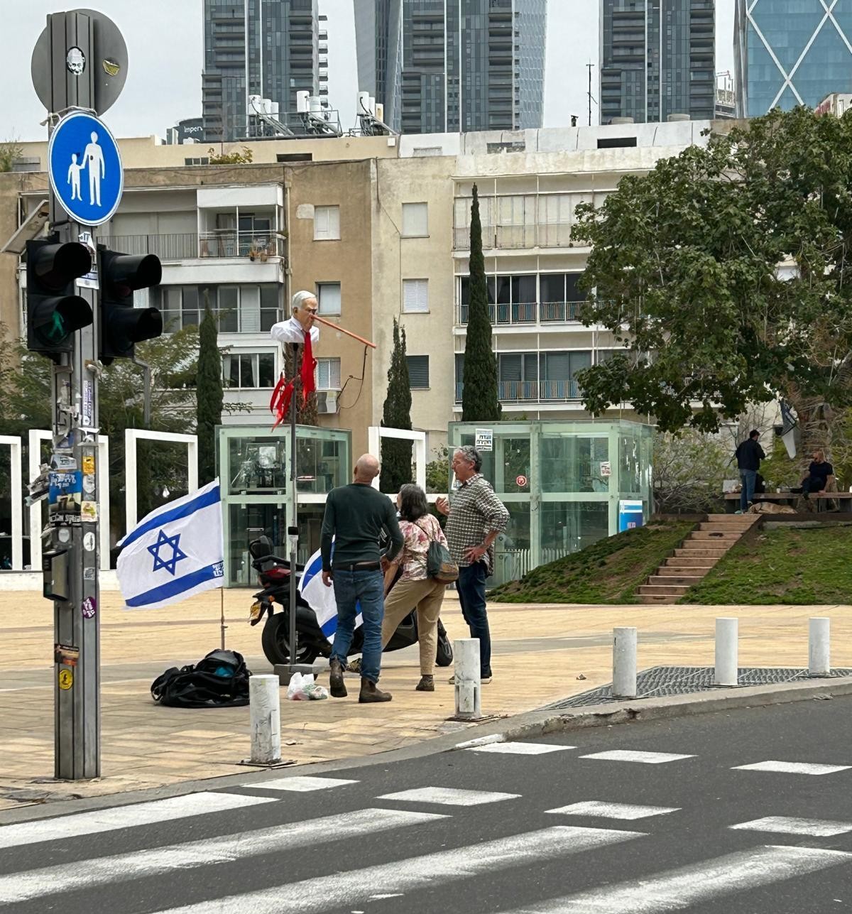 בין מחאה חברתית לקלאסיקה ספרותית